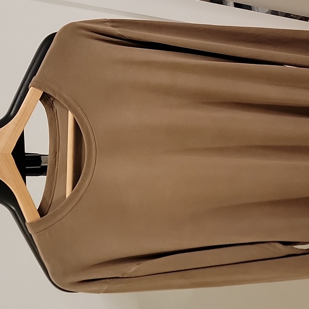 Lululemon long sleeve shirt. XL